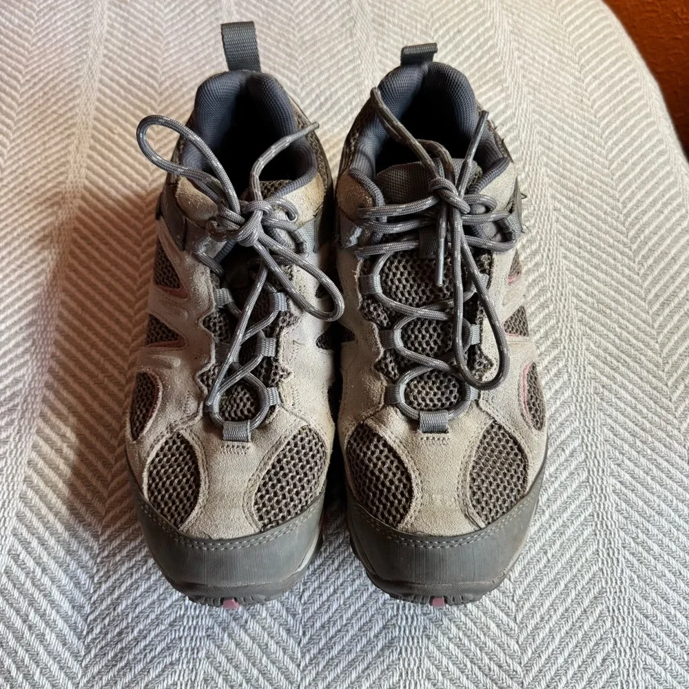 Merrell‎ Women's Yokota 2 Waterproof Hiking Shoes, Dust, Size 8